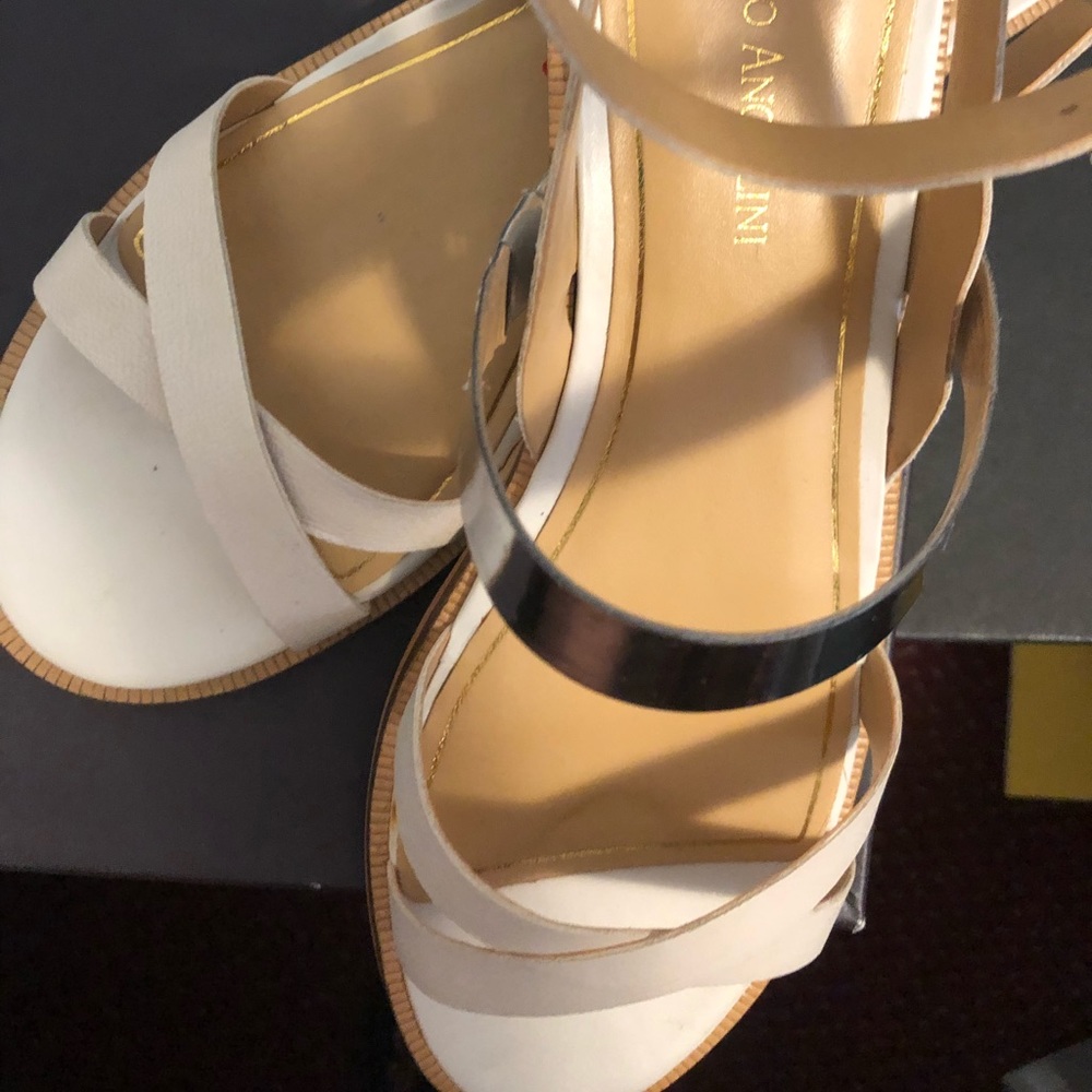 Women's criss cross two tone Sandal